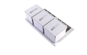 Cubos reciclaje blancos mueble bajo fregadero