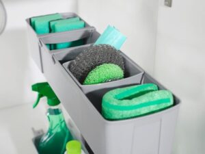 cubos productos limpieza